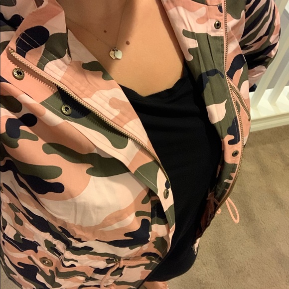 ❤️LAST NEW S Pink Camo Hooded Zip Up Jacket - Picture 8 of 12